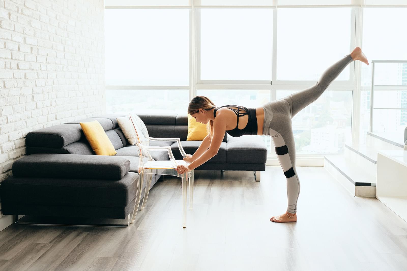 Como adaptar ambientes para fazer exercícios em casa